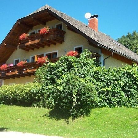 Ferienwohnung Typ 1 Im Haus Huber In Bleiburg Exterior photo